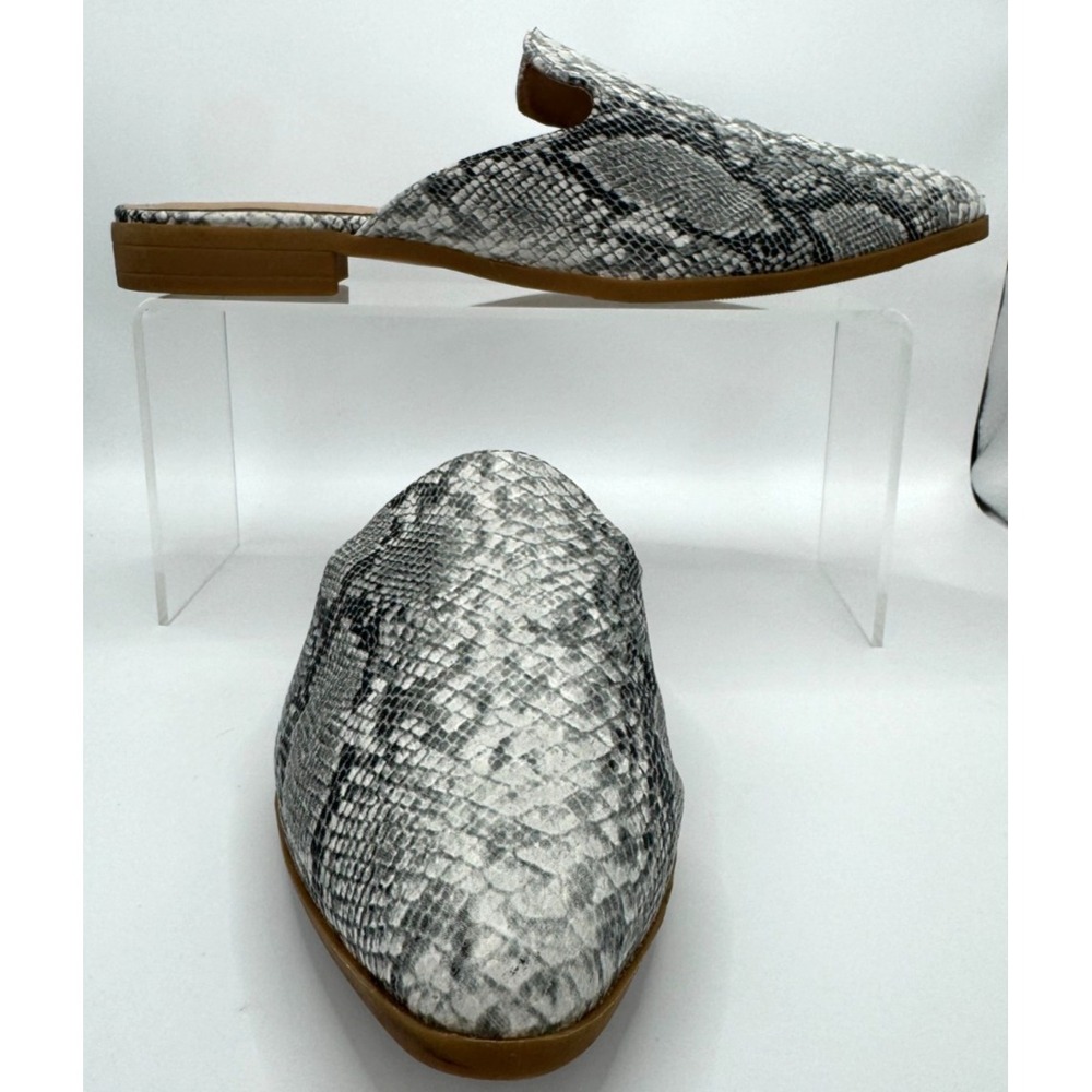 A Rider Girl Faux Snakeskin‎ Pointed Toe Mules Flats Gray White Size 7 U37
